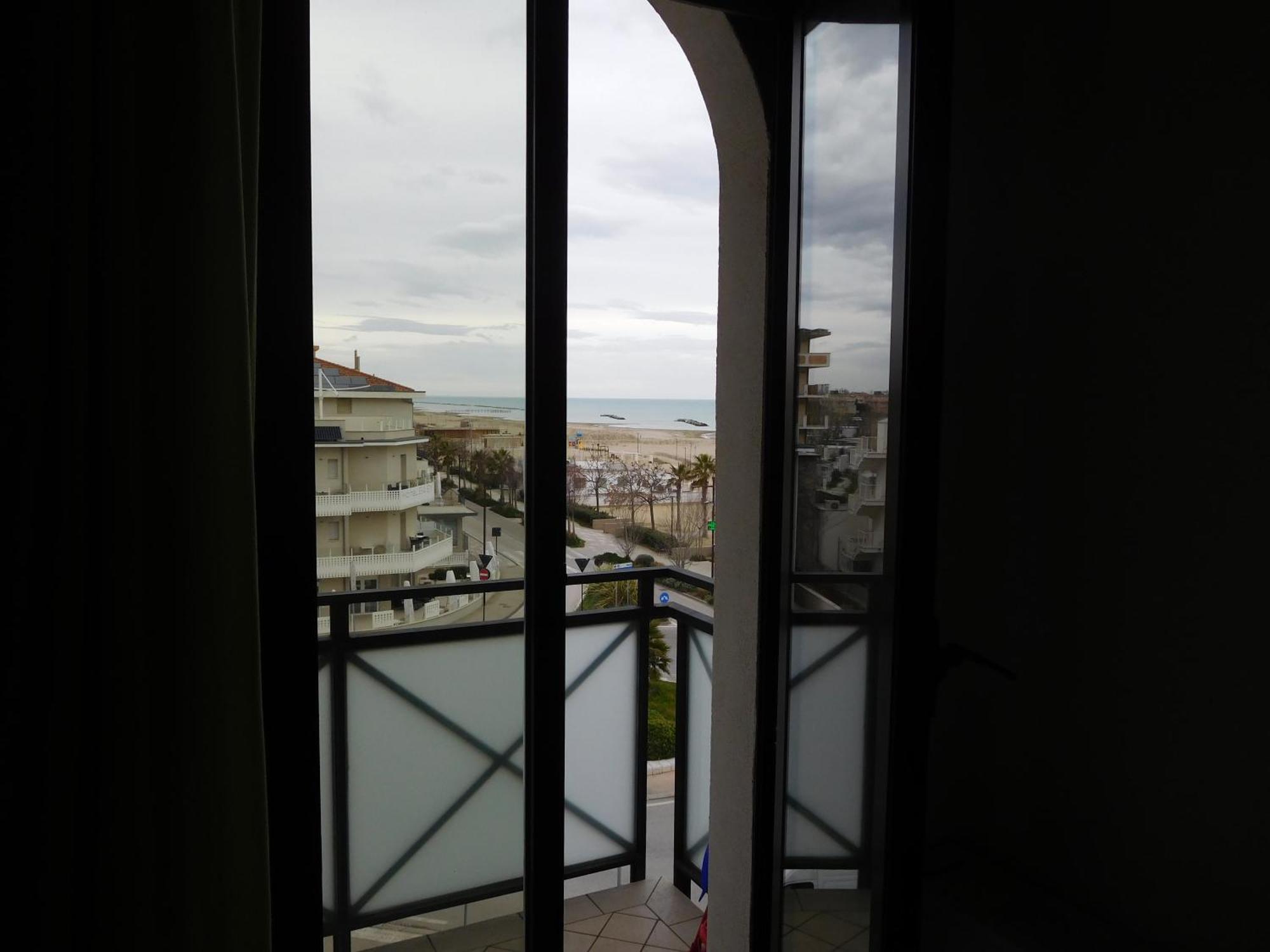 Gabbiano Apartments Rimini Eksteriør bilde