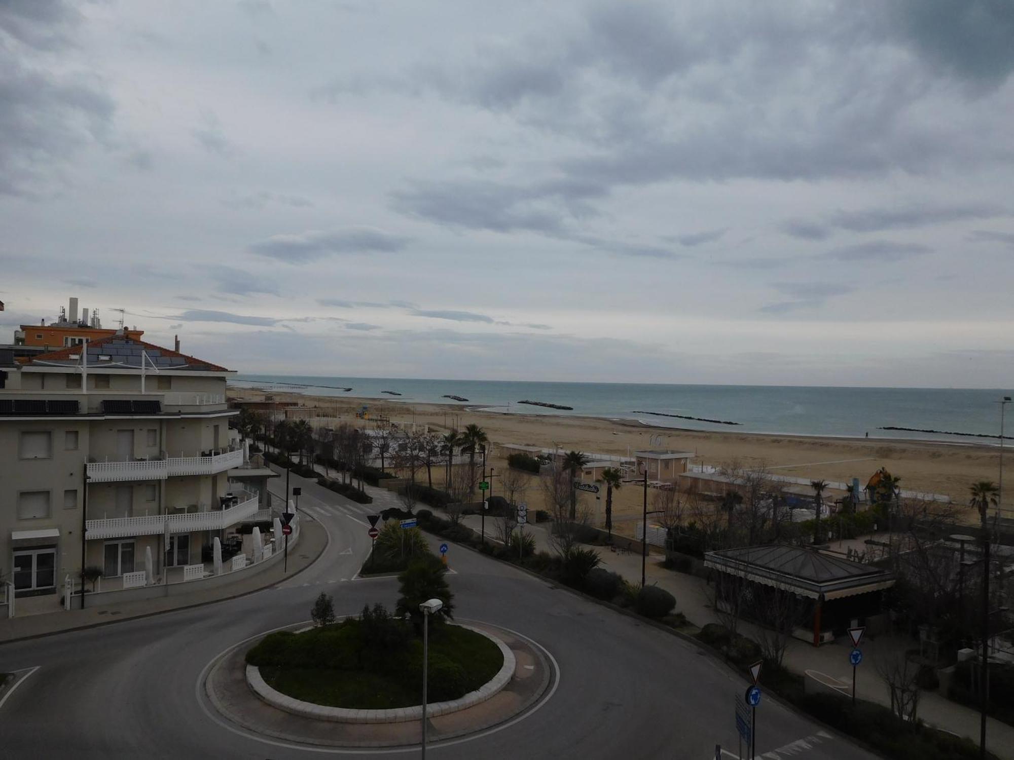 Gabbiano Apartments Rimini Eksteriør bilde
