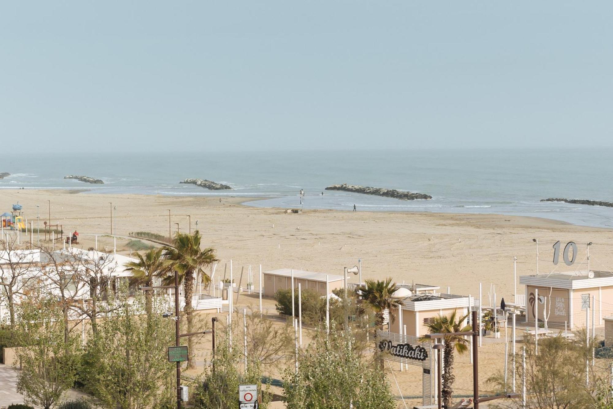 Gabbiano Apartments Rimini Eksteriør bilde