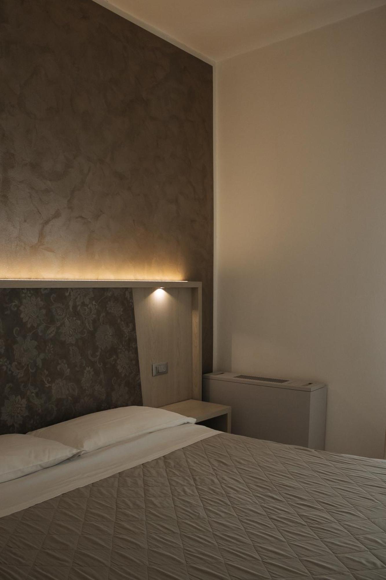 Gabbiano Apartments Rimini Eksteriør bilde
