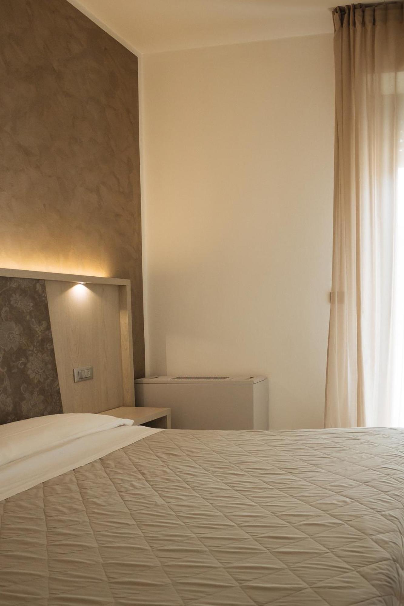Gabbiano Apartments Rimini Eksteriør bilde