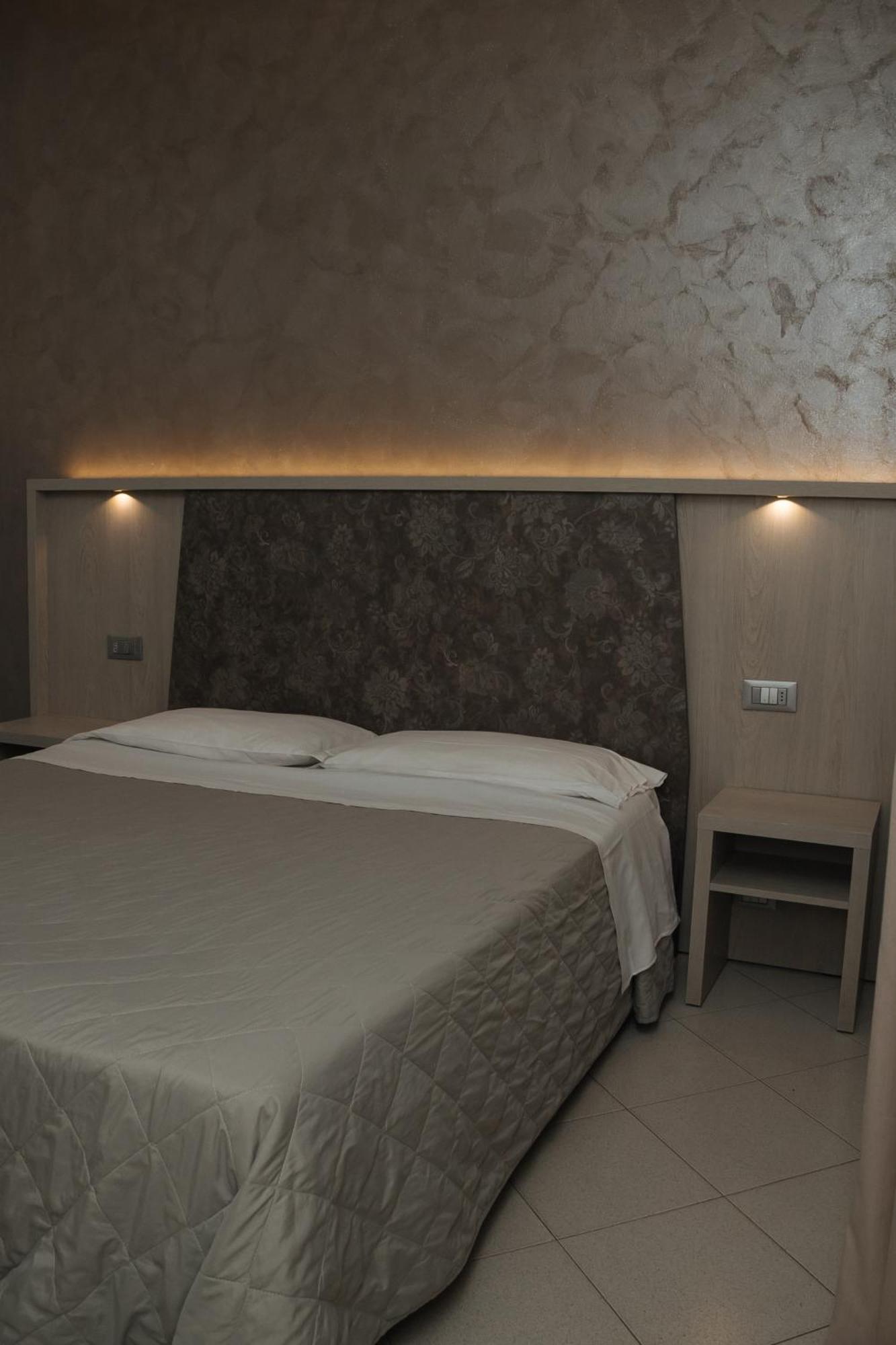 Gabbiano Apartments Rimini Eksteriør bilde